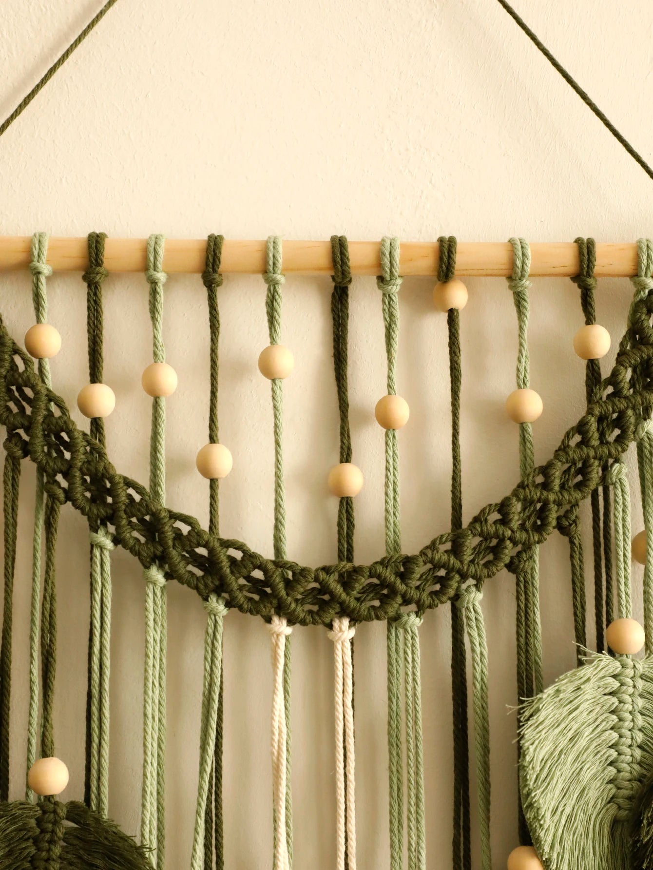 Boho Leaf Macrame Tapestry